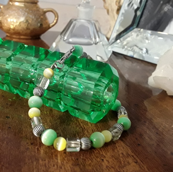 Jewelry - 925 VTG. STERLING CAT EYE CORRUGATED BEAD BRACELET